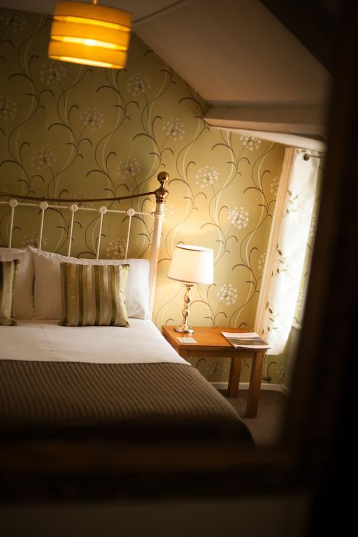 Hollybush Inn Greenhaugh Quarto foto