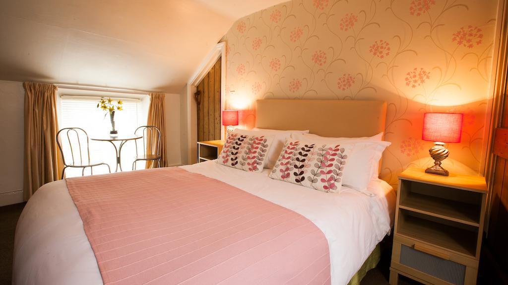 Hollybush Inn Greenhaugh Quarto foto